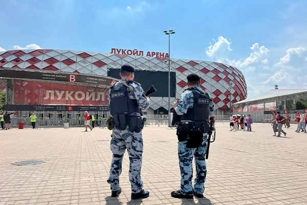 Московские росгвардейцы обеспечили безопасность проведения матча Суперкубка России по футболу среди женщин