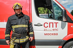 В преддверии Дня пожарной охраны о тонкостях профессии рассказывает начальник караула Александр Химич.