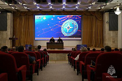 Сотрудники московского управления МЧС России посетили лекцию по духовно-нравственному воспитанию