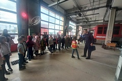 Экскурсия для второклассников   в пожарно-спасательный отряд №211